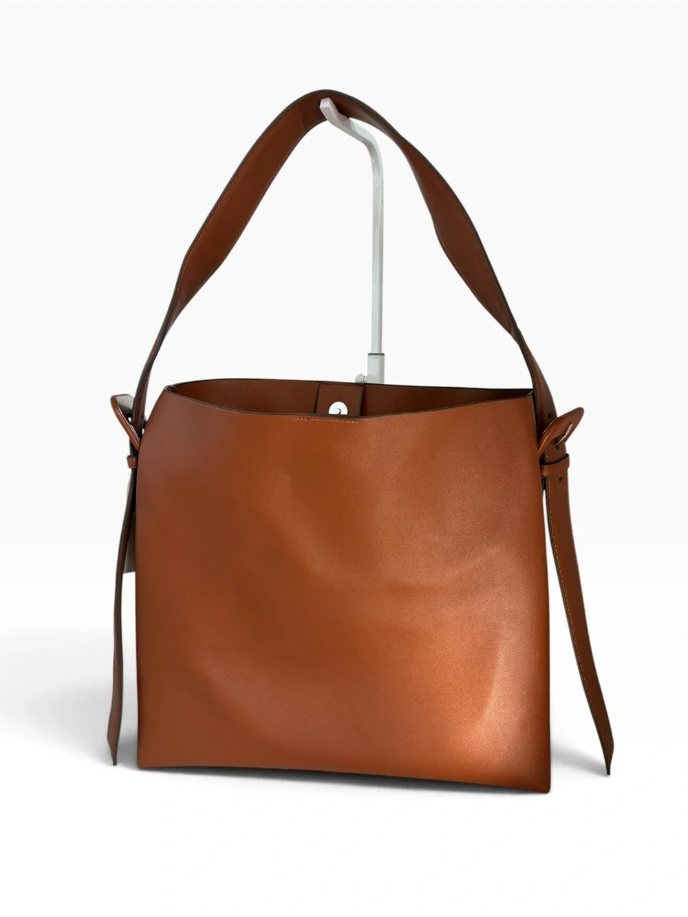 Mango Smooth Leather Shoulder Bag in Cognac Brown